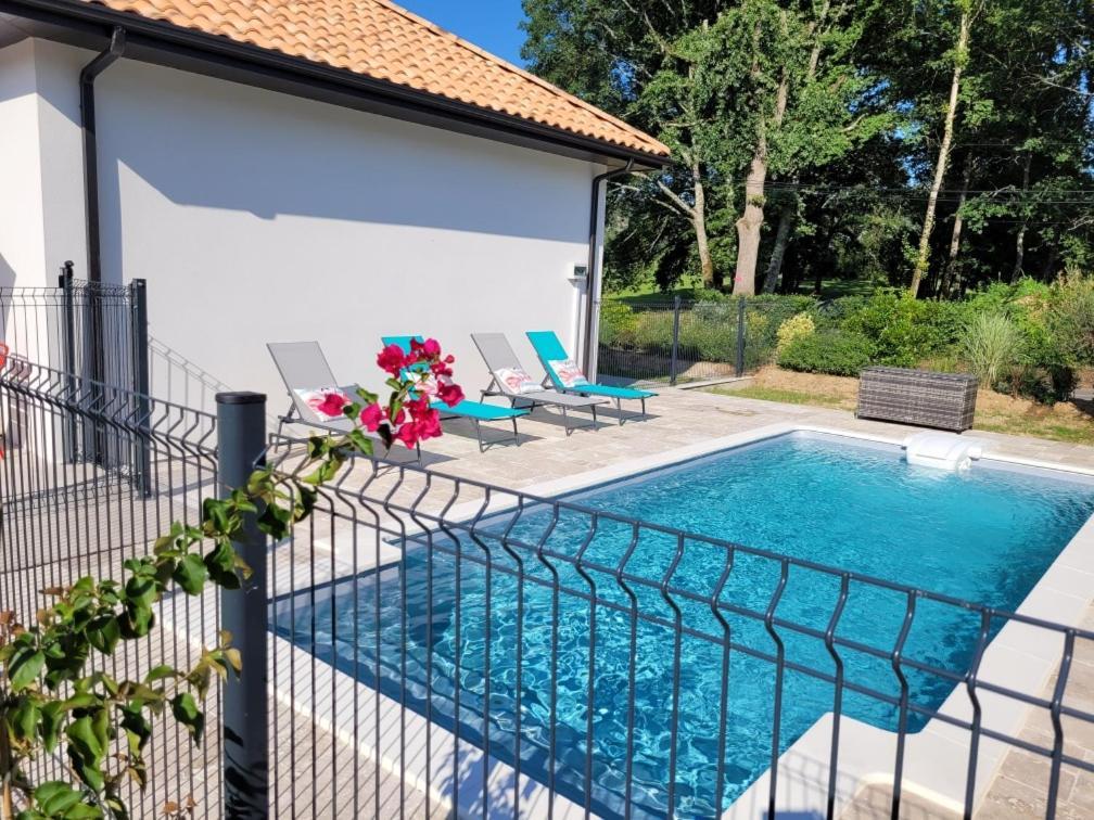 Maison Neuve Bord De Dordogne Lanzac Exteriér fotografie